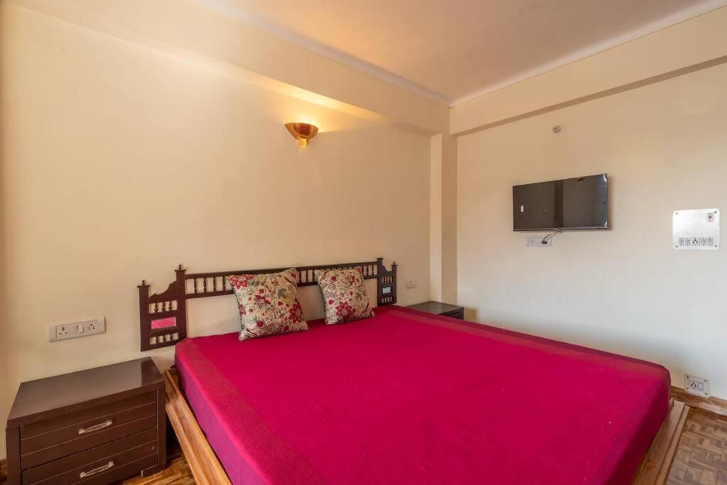 Apartmán The Nest Cosy Studio Close To Mall Road Nainital Exteriér fotografie